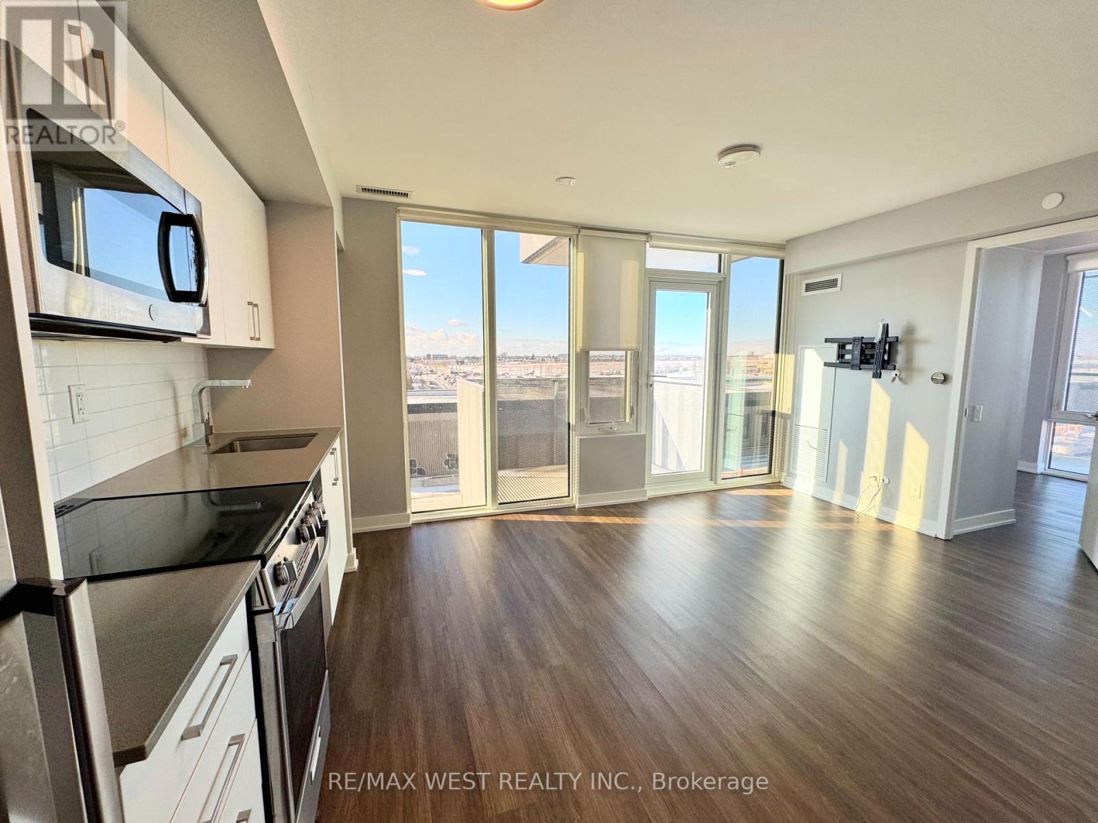 38 Monte Kwinter Court — photo 3