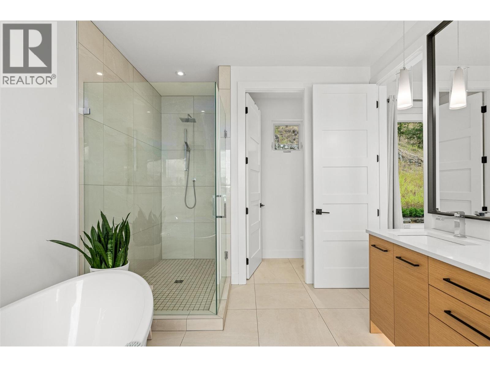769 & 771 Barnaby Road - 39