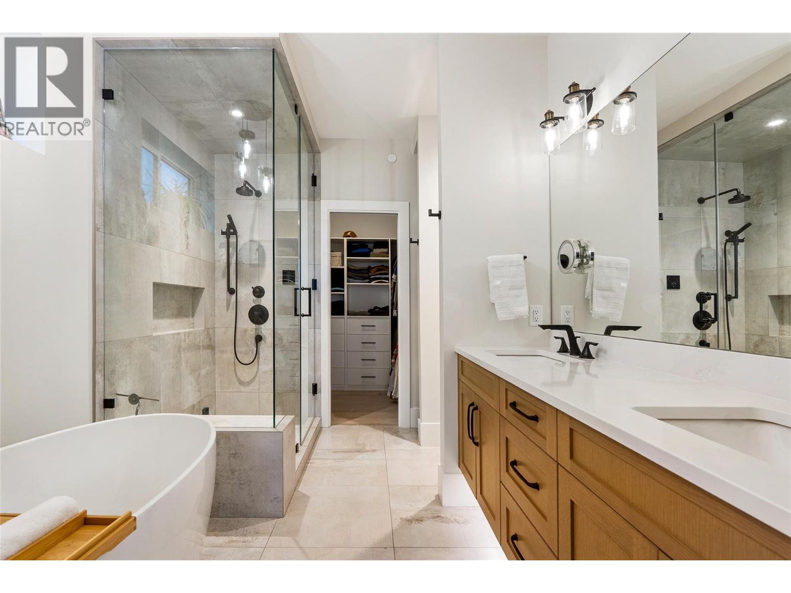 125 Diamond Way, Vernon