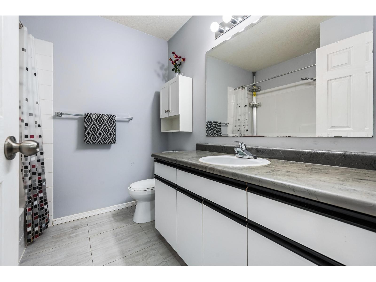 Photo of 45430 BERNARD AVENUE, Chilliwack Proper West 24