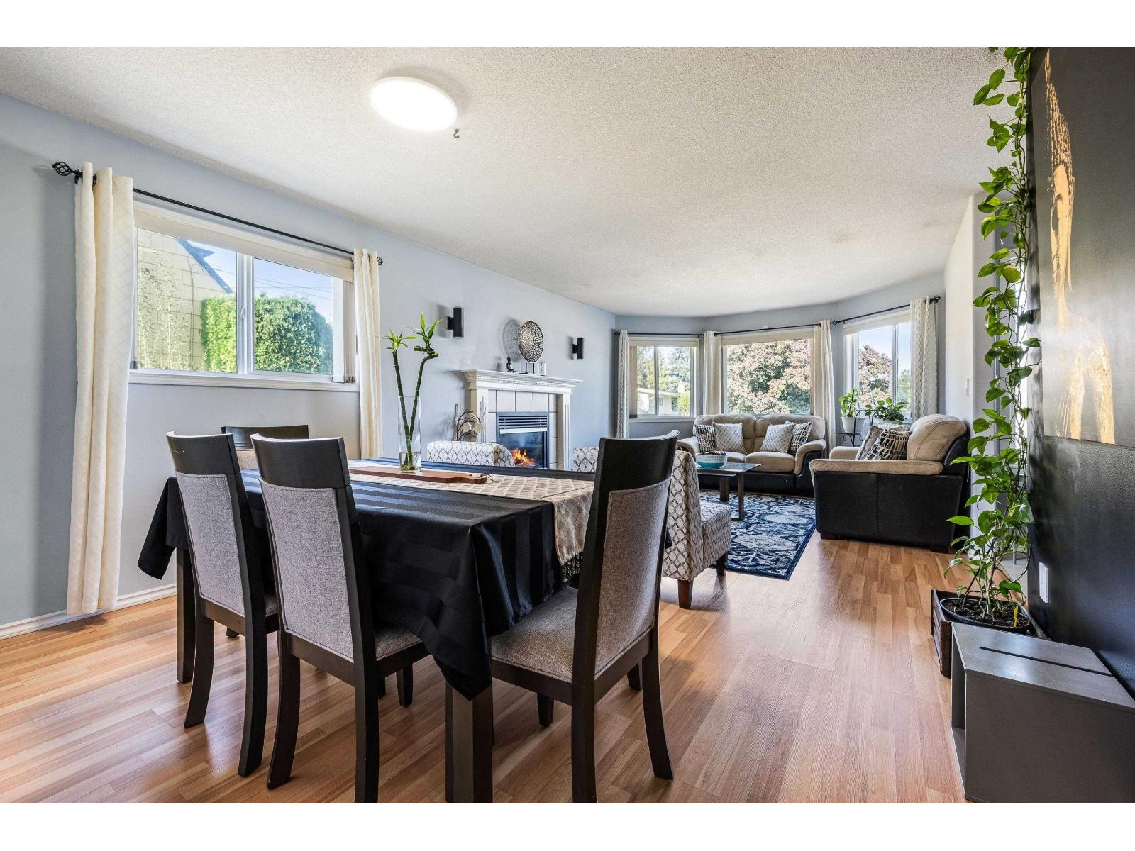 Photo of 45430 BERNARD AVENUE, Chilliwack Proper West 11