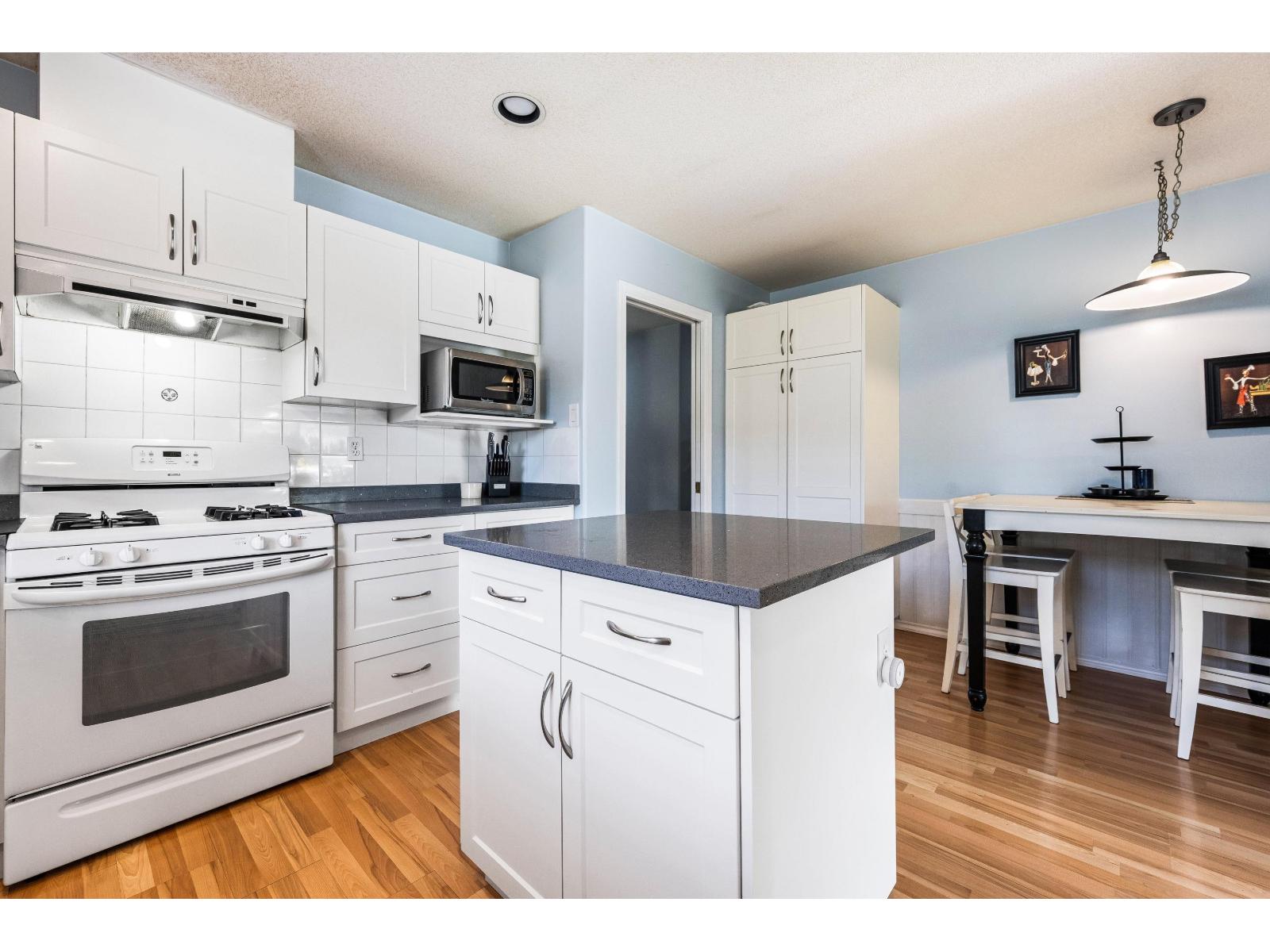 Photo of 45430 BERNARD AVENUE, Chilliwack Proper West 14