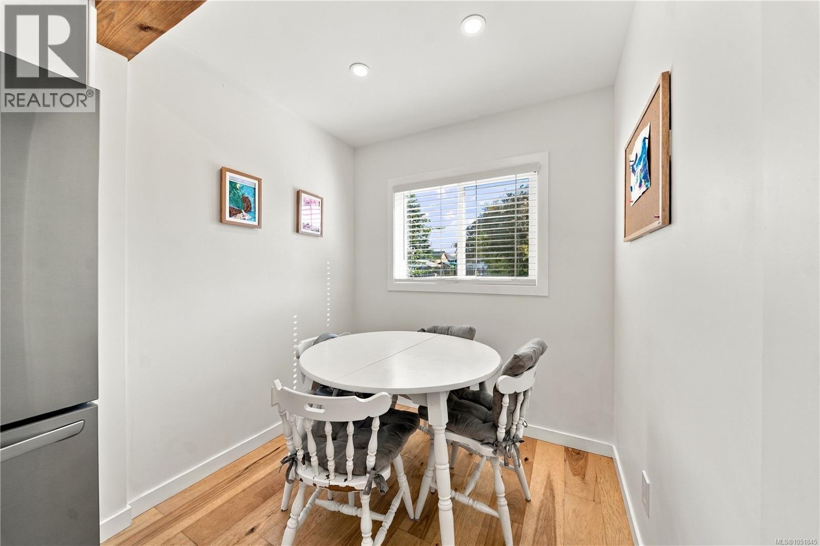 390 Georgia Ave - 13
