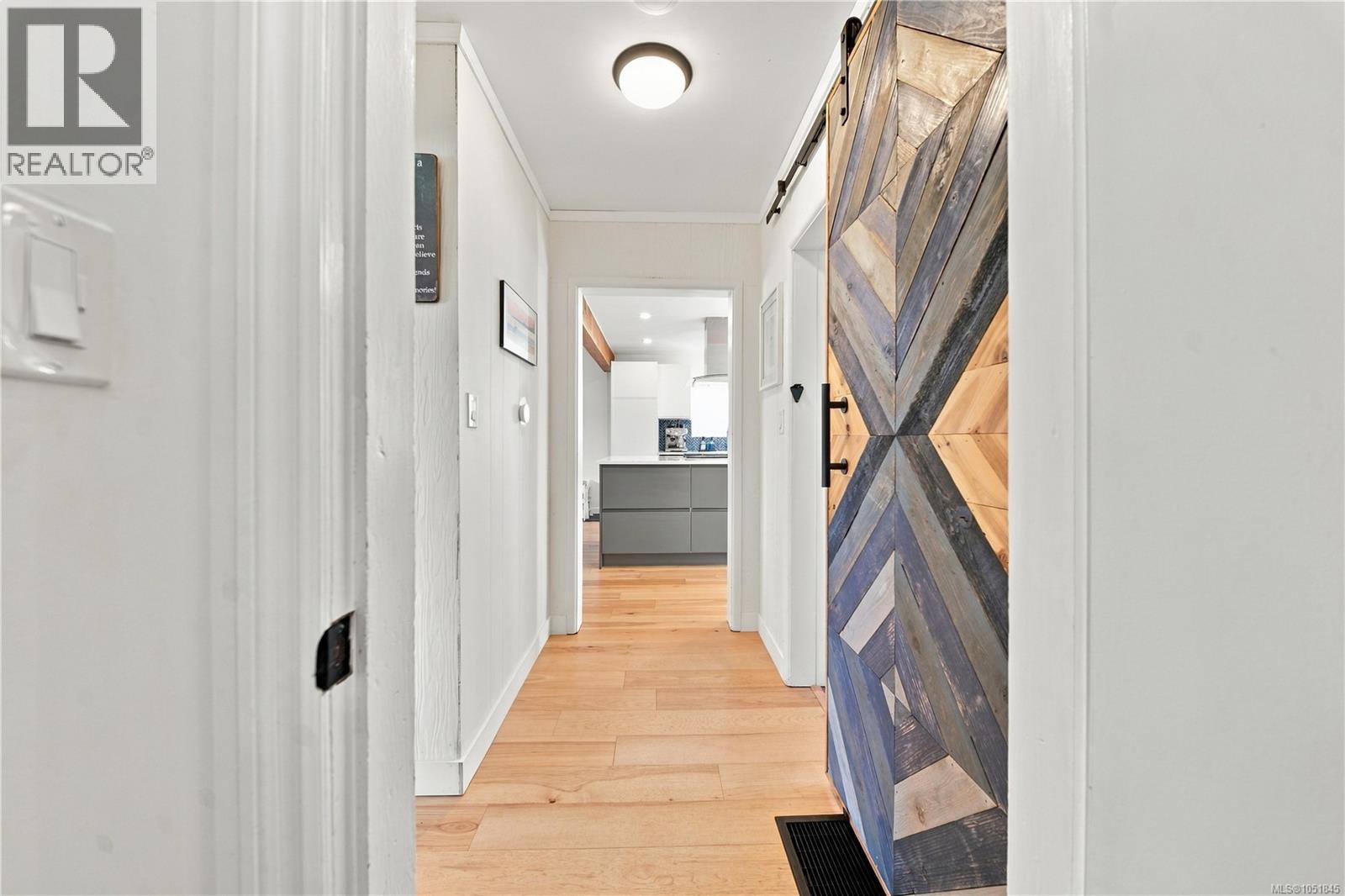 390 Georgia Ave - 26