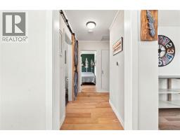 390 Georgia Ave, Nanaimo, BC V9R3V8 Photo 35