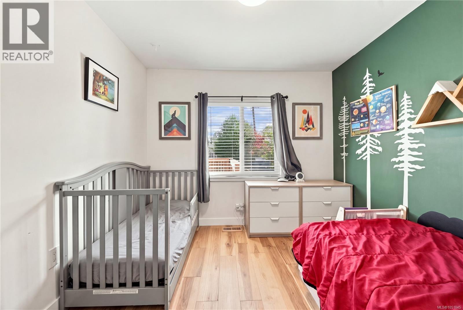 390 Georgia Ave - 29