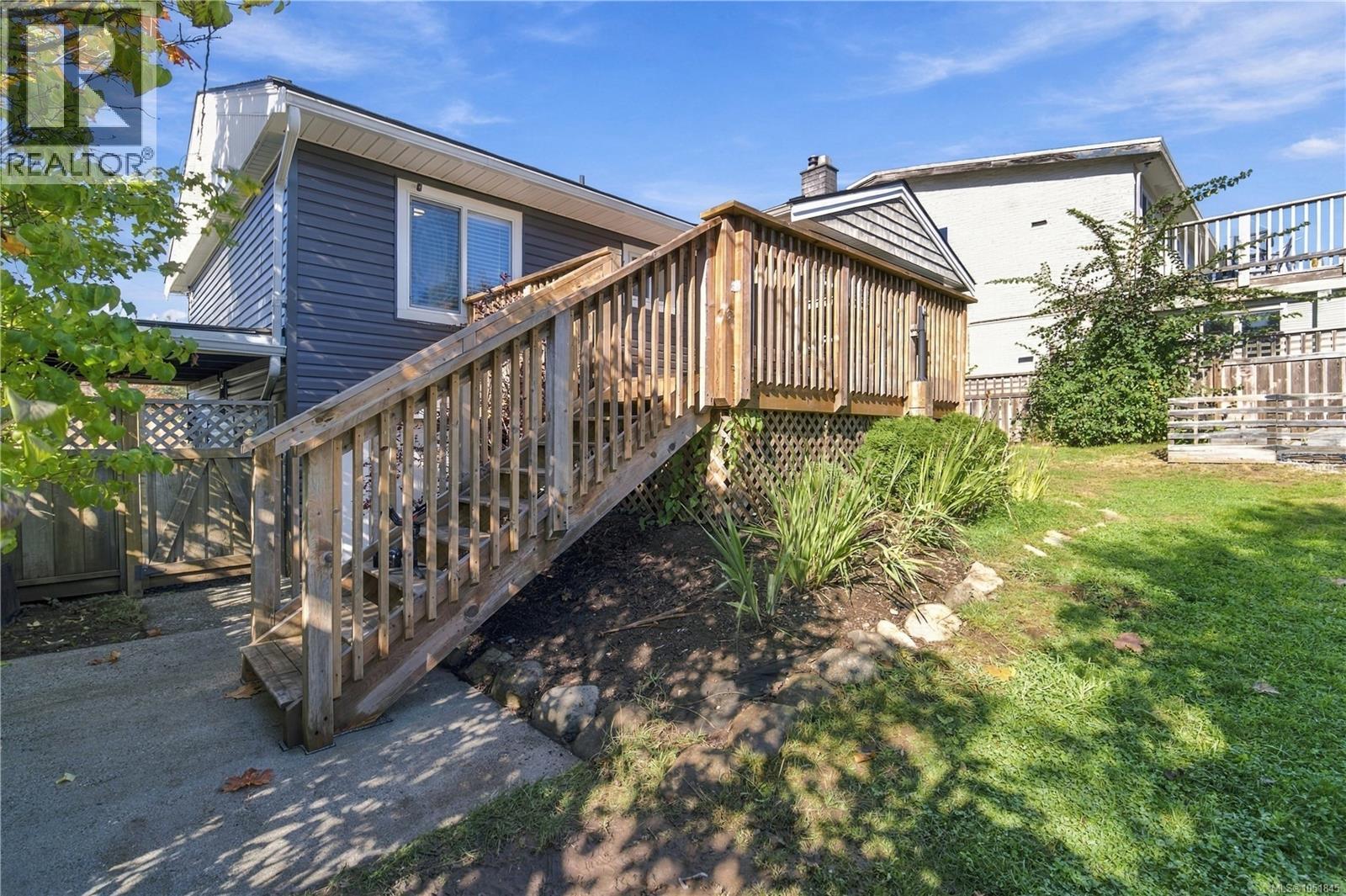 390 Georgia Ave - 37