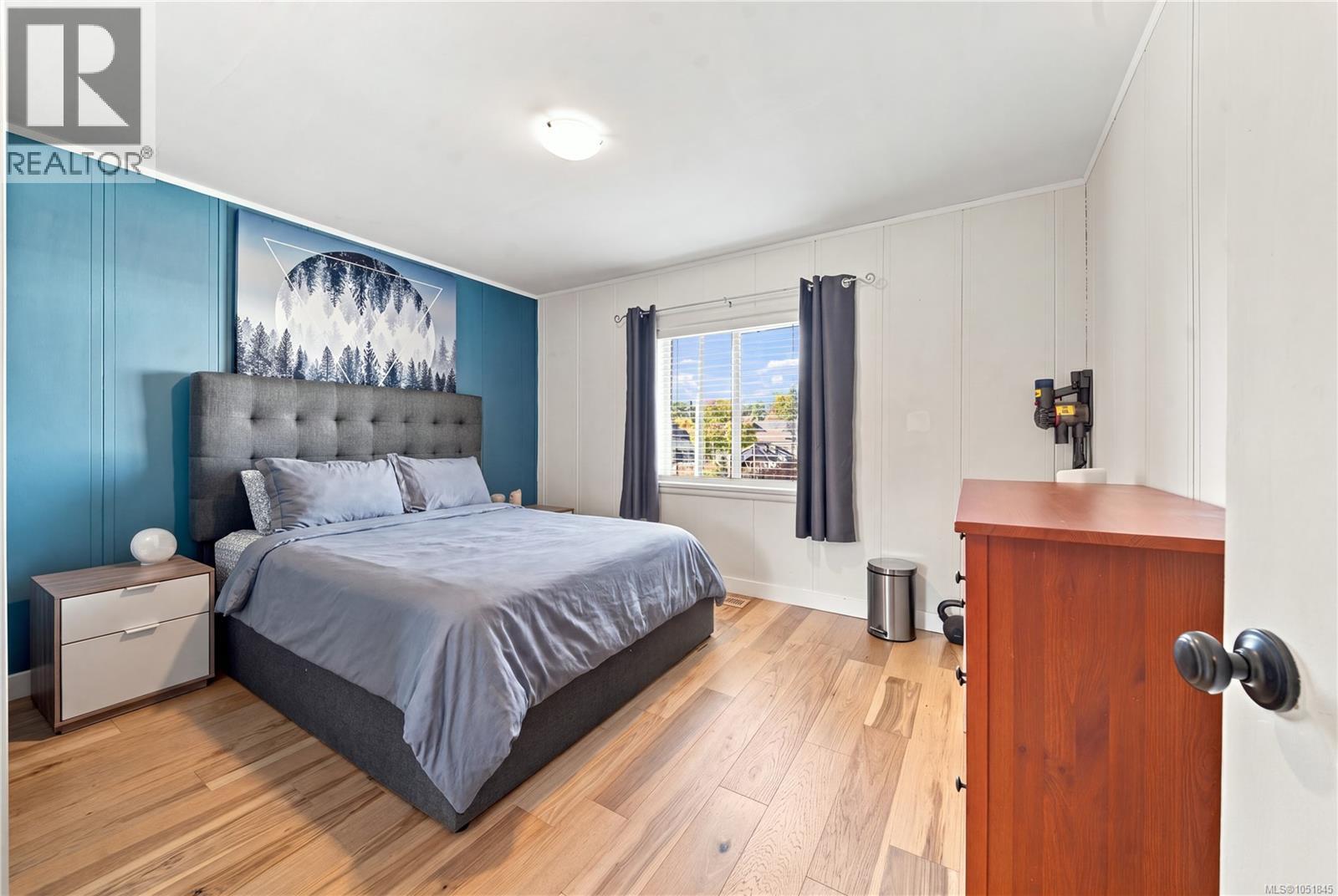 390 Georgia Ave - 22
