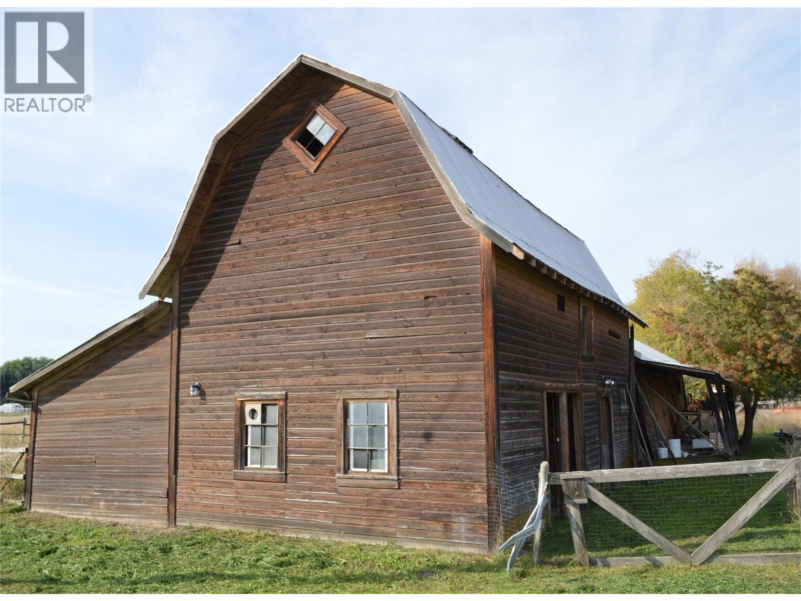 4570 Covert Road - 9