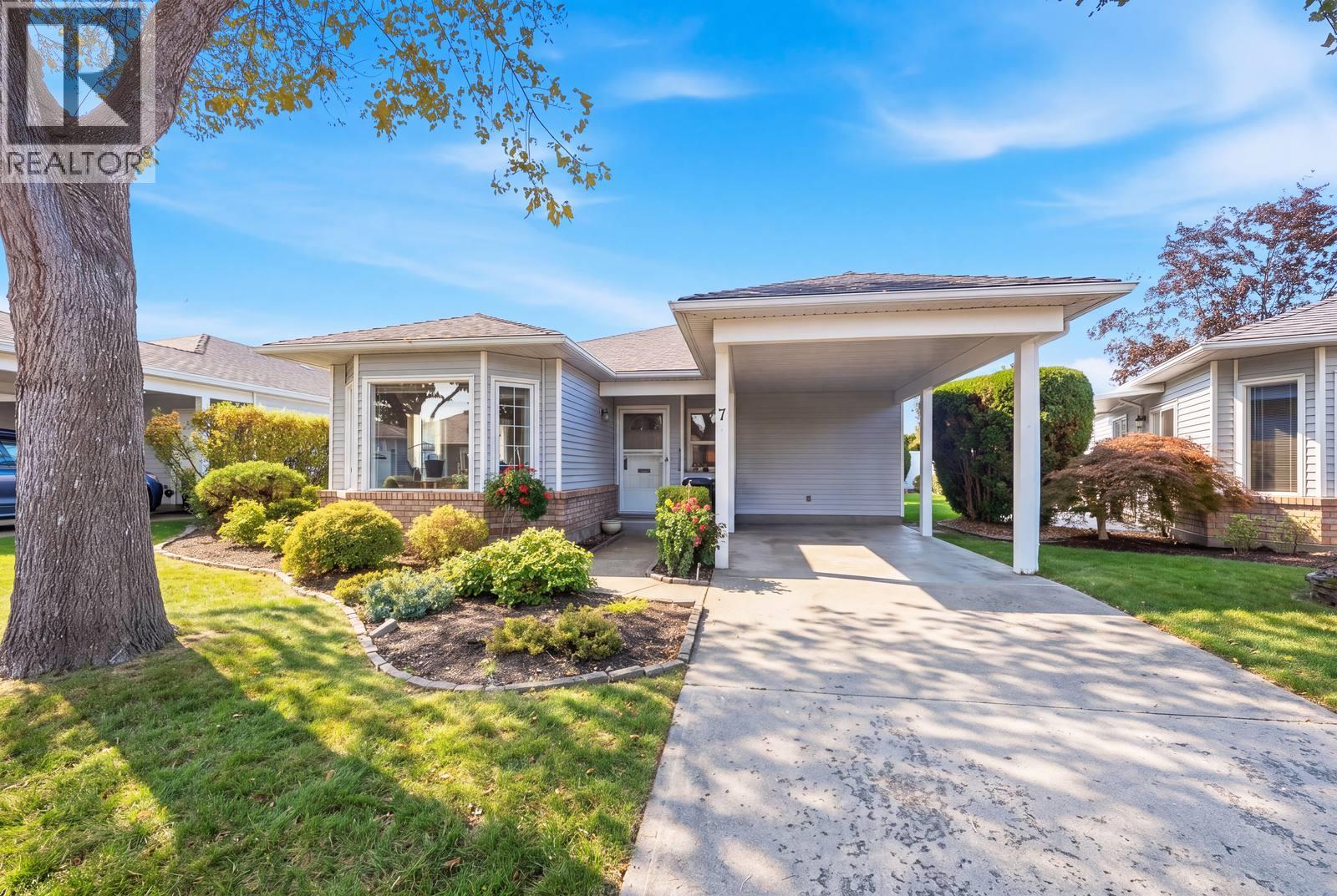 7 1101 Cameron Avenue, Kelowna