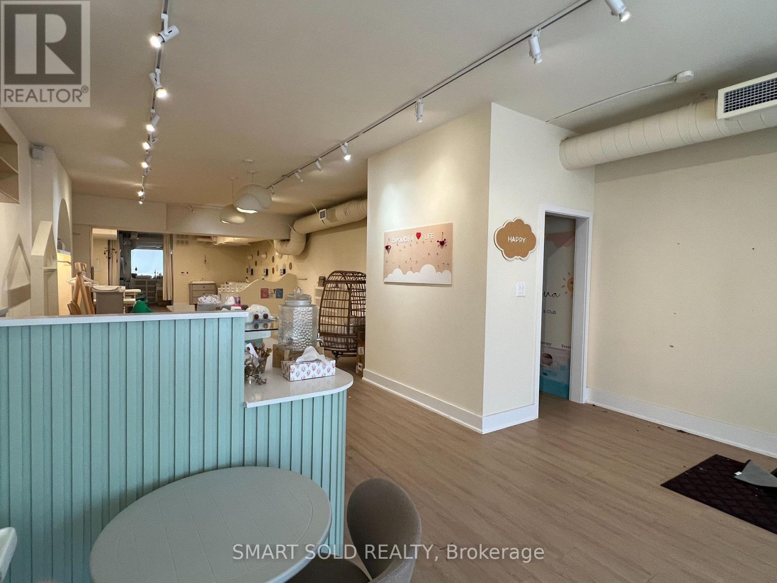 223 MCRAE DRIVE, Toronto (Leaside) — photo 2