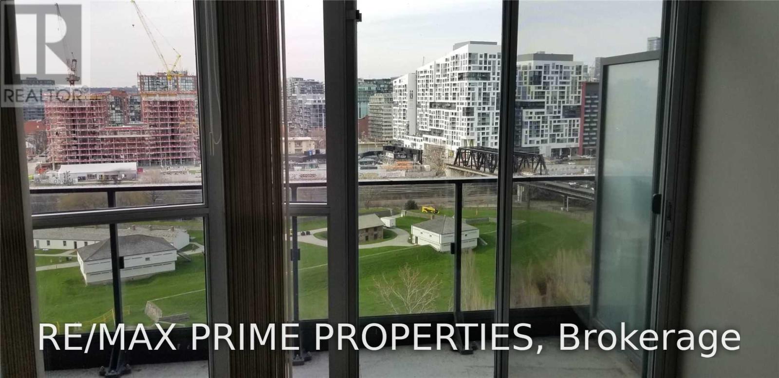 50 Bruyeres Mews — photo 13