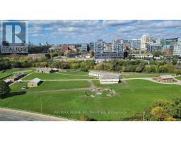Ph 02 - 50 Bruyeres Mews, Toronto, ON M5V0H8 Photo 18