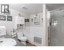 402 3075 Primrose Lane, Coquitlam, BC V3B7S2 Photo 14