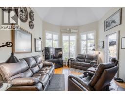 402 3075 Primrose Lane, Coquitlam, BC V3B7S2 Photo 8