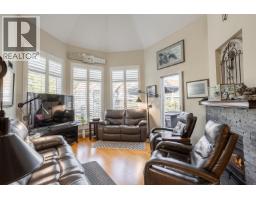 402 3075 Primrose Lane, Coquitlam, BC V3B7S2 Photo 9