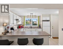 130 Woodmont Terrace Sw, Calgary, AB T2W4Z4 Photo 10