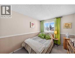 130 Woodmont Terrace Sw, Calgary, AB T2W4Z4 Photo 26