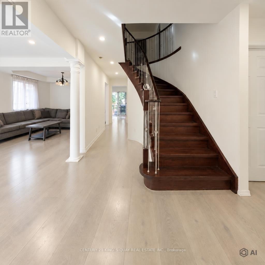 36 DAWLISH AVENUE, Aurora (Aurora Highlands) — photo 5