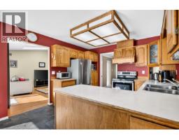 21424 River Road, Maple Ridge, BC V2X2B3 Photo 14