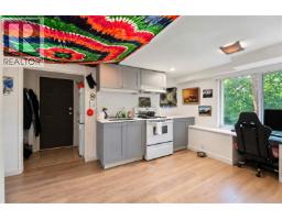 1004 Delestre Avenue, Coquitlam, BC V3K2G8 Photo 19
