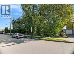 1004 Delestre Avenue, Coquitlam, BC V3K2G8 Photo 30