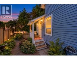 1004 Delestre Avenue, Coquitlam, BC V3K2G8 Photo 32