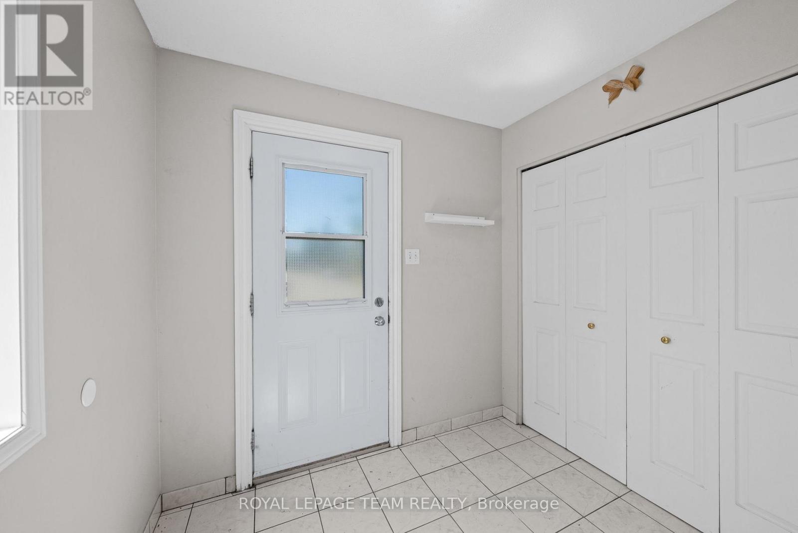 1991 BANFF AVENUE, Ottawa — photo 6
