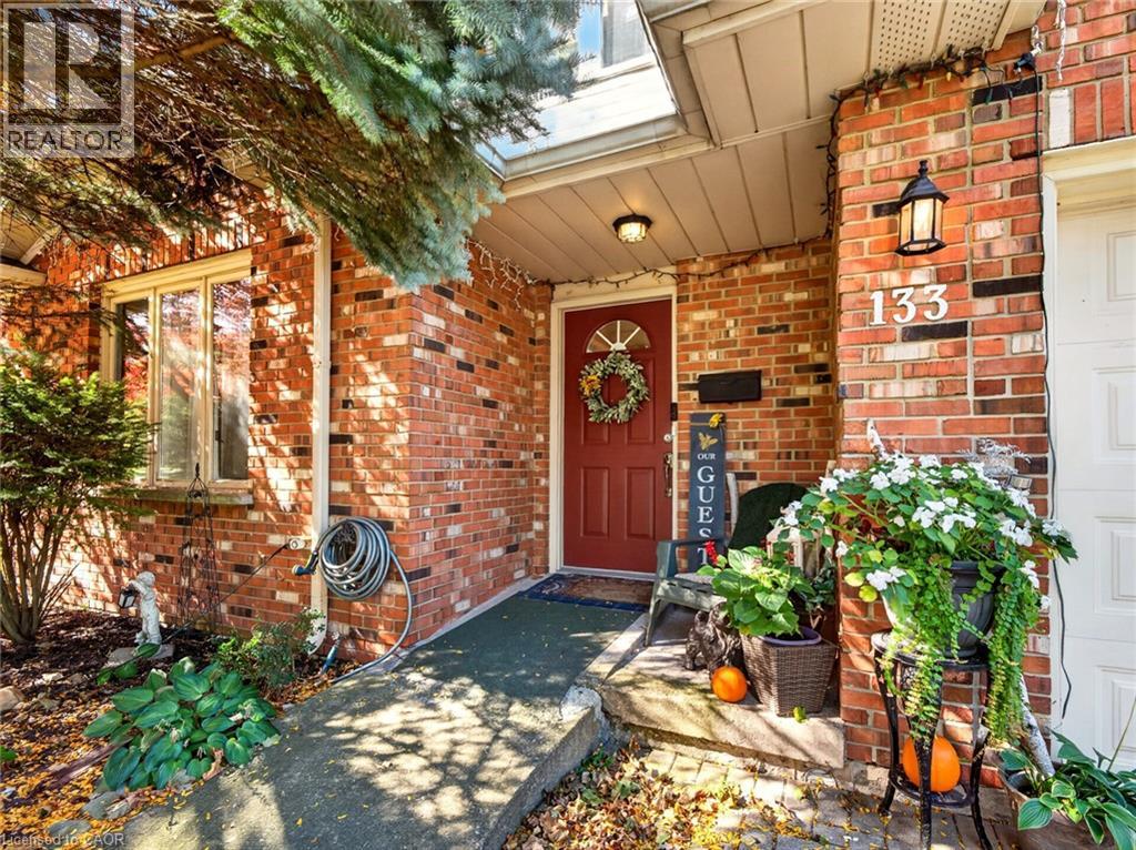 133 LEASIDE Drive, Welland — photo 2