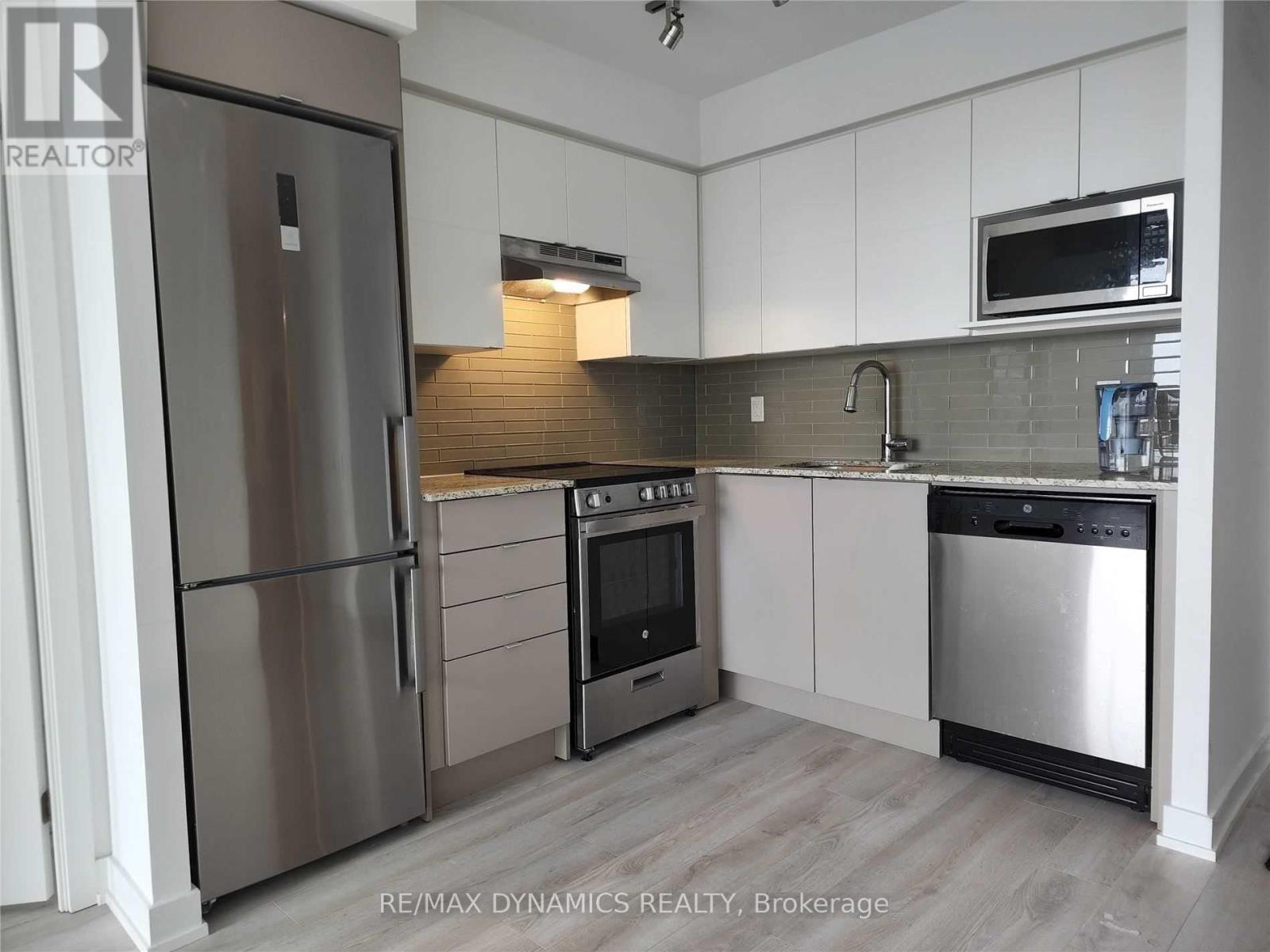 1002 - 120 VARNA DRIVE, Toronto (Englemount-Lawrence) — photo 6