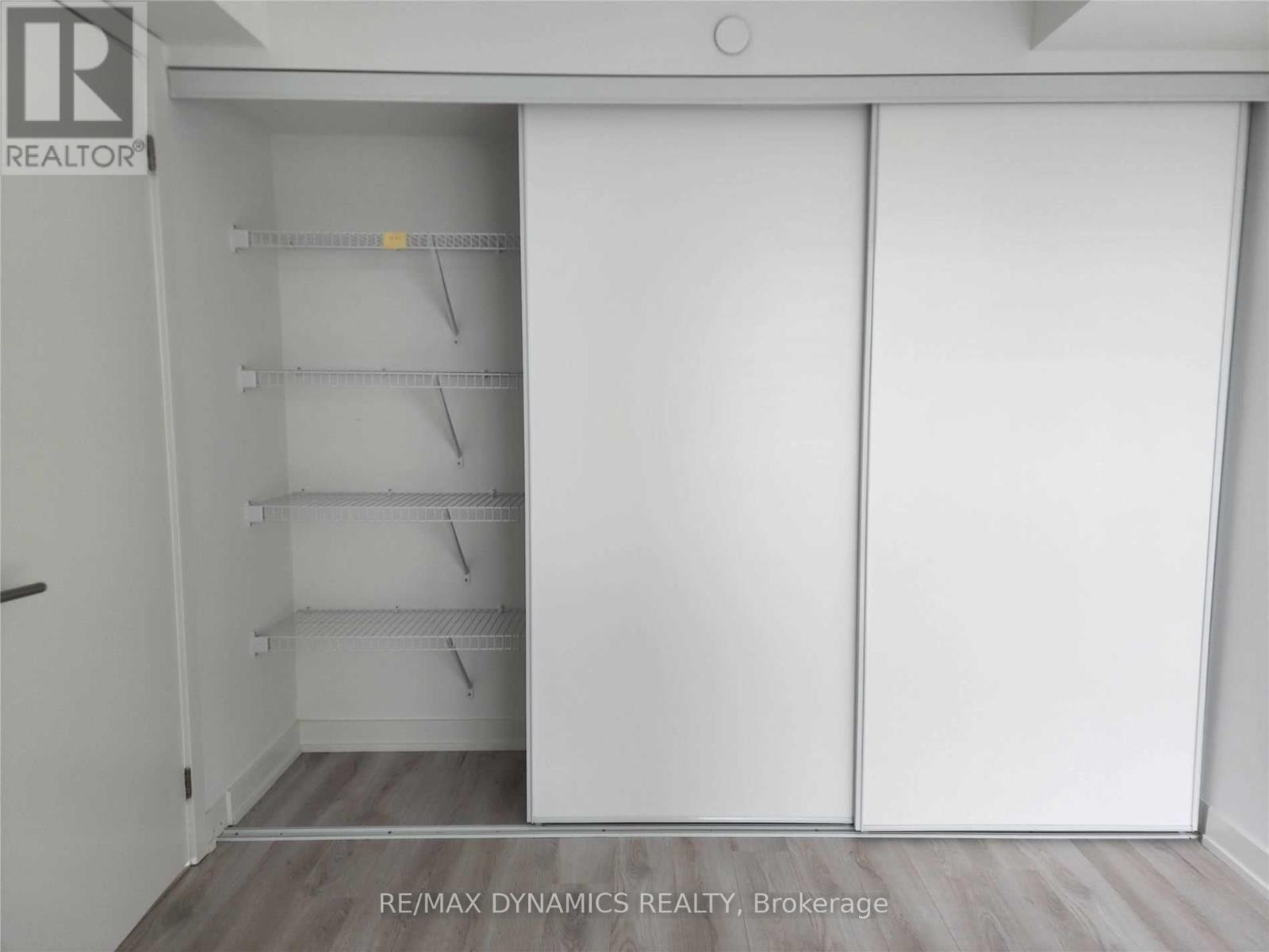 1002 - 120 VARNA DRIVE, Toronto (Englemount-Lawrence) — photo 8