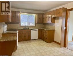 Bedroom - 8 Sterling Street, Brantford, ON N3T4B1 Photo 10