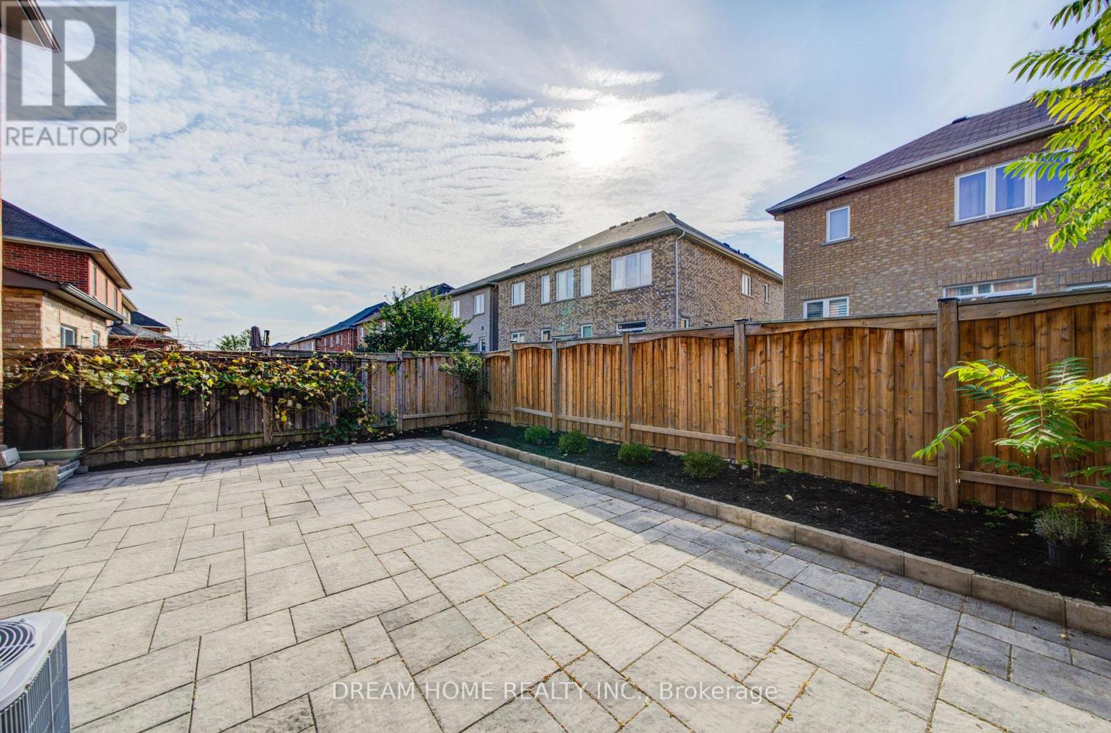 36 Everett Street — photo 46