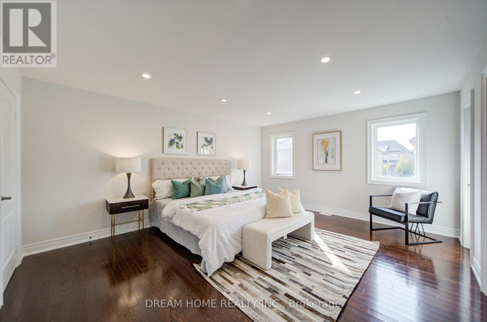 36 EVERETT STREET - 27