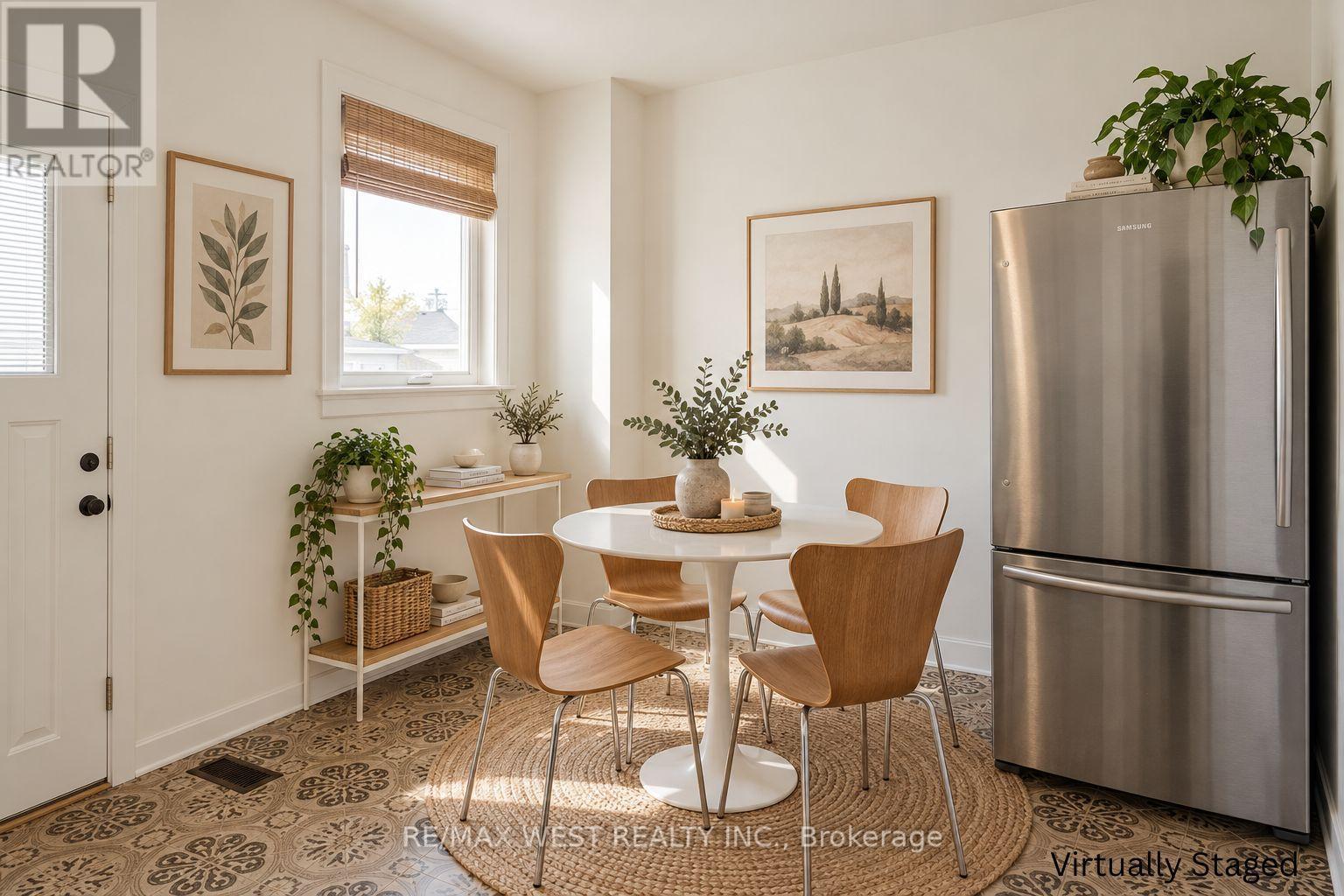 1008 SAINT CLARENS AVENUE, Toronto (Corso Italia-Davenport) — photo 8