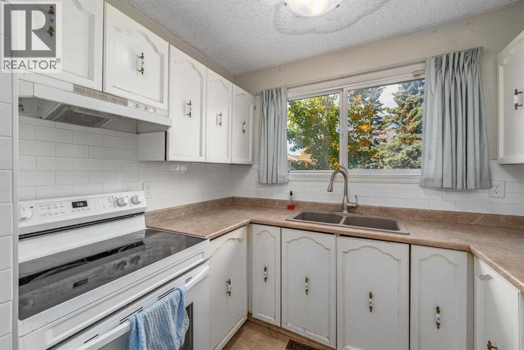 5631 1 Avenue SE - photo 13
