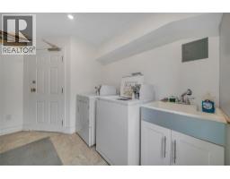 597 Eckhardt Avenue E, Penticton, BC V2A2A1 Photo 32