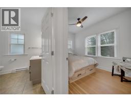 597 Eckhardt Avenue E, Penticton, BC V2A2A1 Photo 26