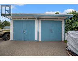 597 Eckhardt Avenue E, Penticton, BC V2A2A1 Photo 35