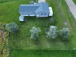 390 6th Avenue, Rapid City, MB R0K1W0 Photo 37