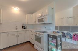 390 6th Avenue, Rapid City, MB R0K1W0 Photo 7