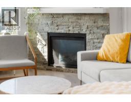 19 2133 St George's Avenue, North Vancouver, BC V7L3K5 Photo 9