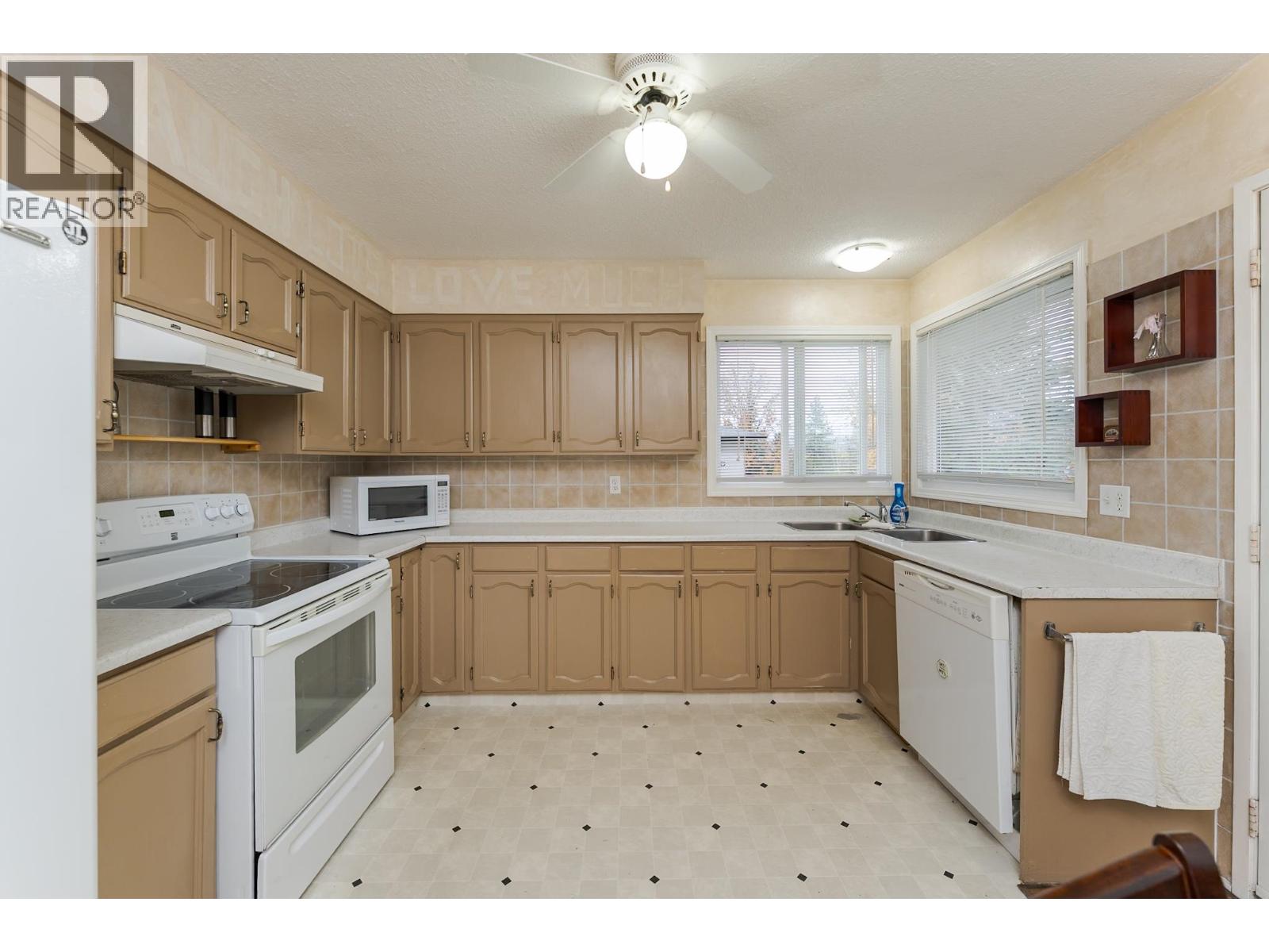 1164 STIRLING DRIVE - 23