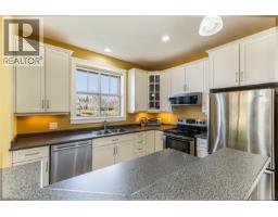 421 Poets Trail Dr, Nanaimo, BC V9R7B1 Photo 12