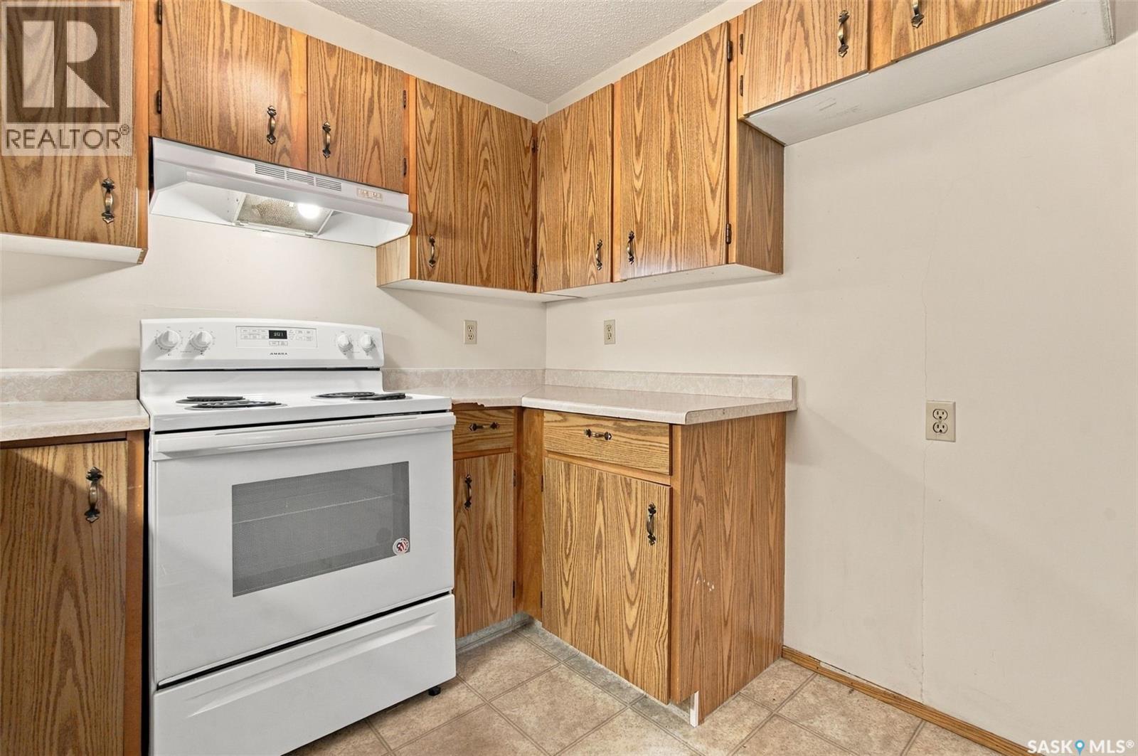 #400 Cedar Meadow DRIVE - 8