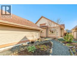 421 Poets Trail Dr, Nanaimo, BC V9R7B1 Photo 31