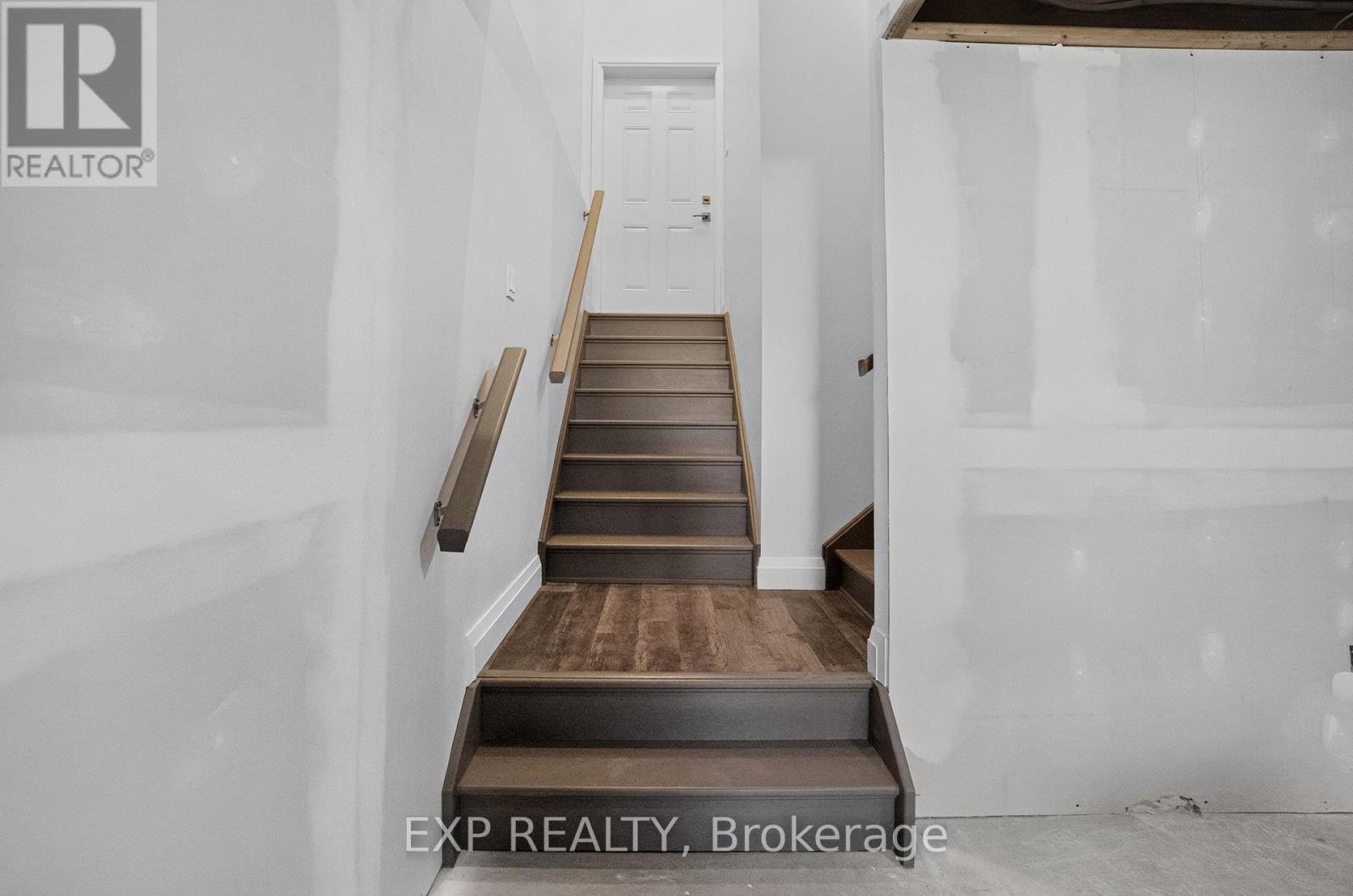 278 MCCOURT PLACE - 39