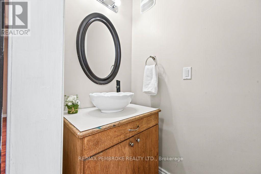 459 Somerset Street — photo 16