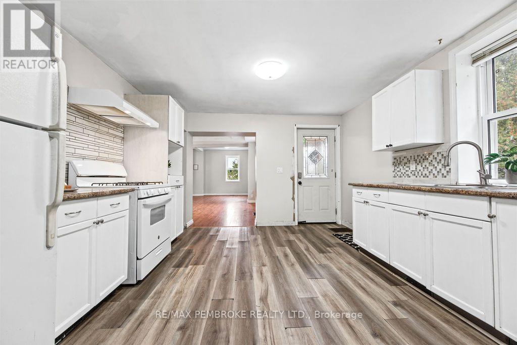 459 Somerset Street — photo 23
