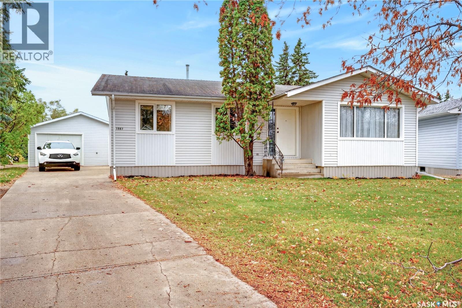 1987 Newmarket DRIVE - 1